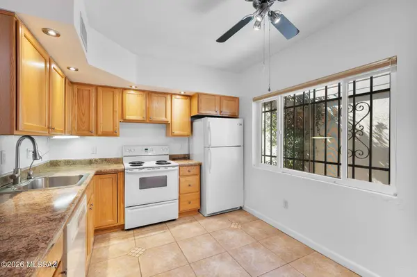 1018 Cll De La Temporada, Green Valley, AZ 85614