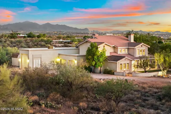 3380 S Hunters Run, Tucson, AZ 85730