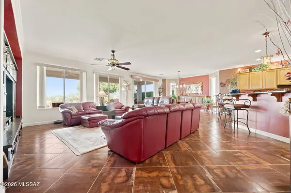 660 N Alexis Loop, Green Valley, AZ 85614