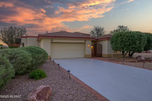 4594 S Moon River Place, Green Valley, AZ 85622