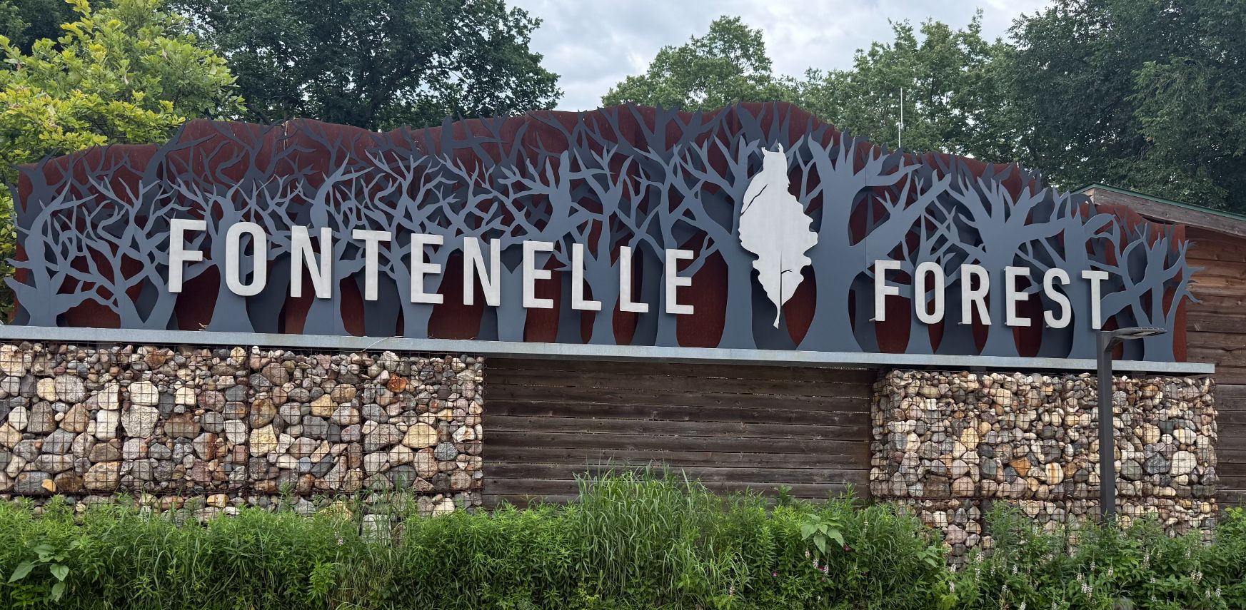 Entrance sign at Fontenelle Forest nature preserve in Bellevue, NE