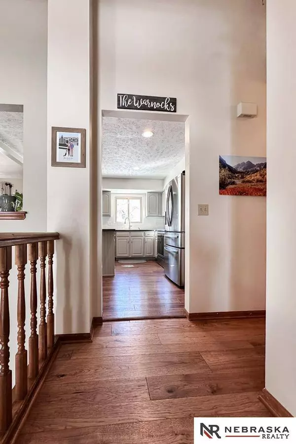 15231 Locust Street, Omaha, NE 68116