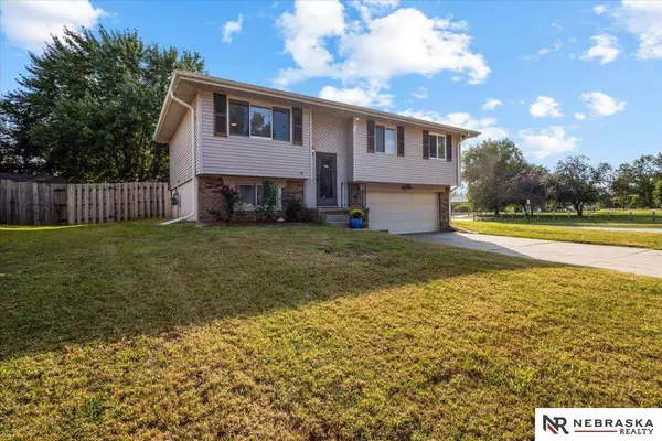 14743 Gertrude Street, Omaha, NE 68138