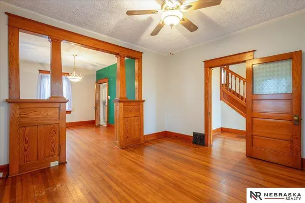 5408 S 22nd Street, Omaha, NE 68107