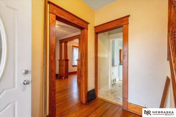 5408 S 22nd Street, Omaha, NE 68107