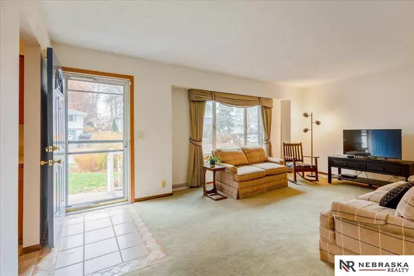 5012 Magnolia Street, Omaha, NE 68137