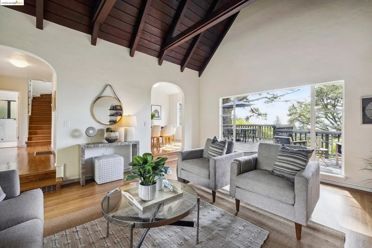 Martinez California San Francisco East Bay Area Living Room