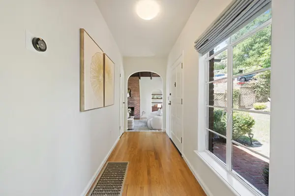 Berkeley Hills Tudor - 1170 Sterling - Entryway