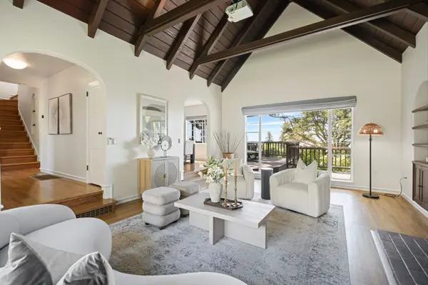 Berkeley Hills Tudor - 1170 Sterling - Living2