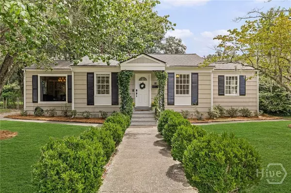 18 Pine Valley RD, Savannah, GA