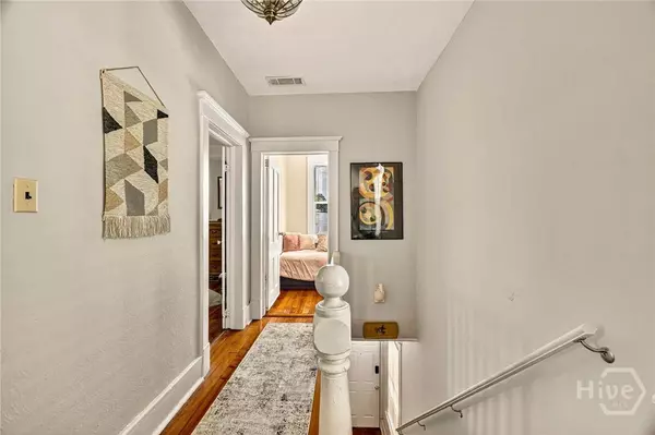 530 E 35th ST, Savannah, GA 31401