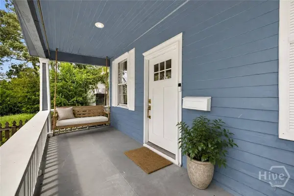 666 E 32nd ST, Savannah, GA 31401