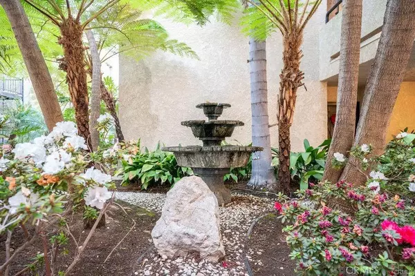 1237 E 6th ST #201, Long Beach, CA 90802