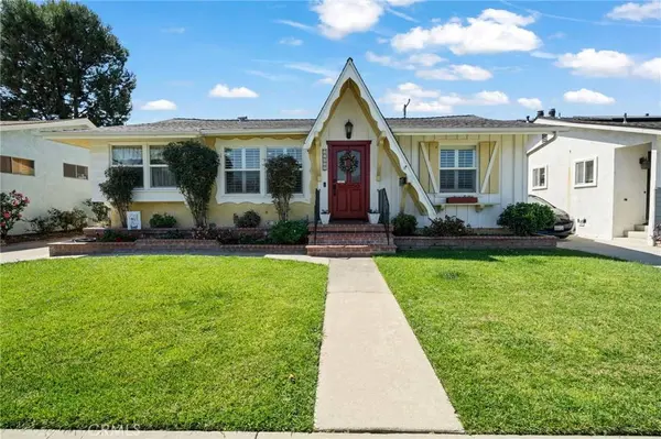 11442 212th St, Lakewood, CA 90715