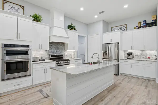 7703 Freesia, Navarre, FL 32566