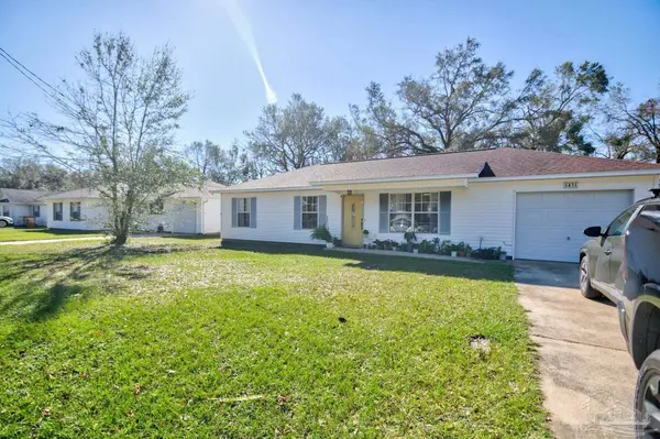6431 Appaloosa Ave, Milton, FL 32570