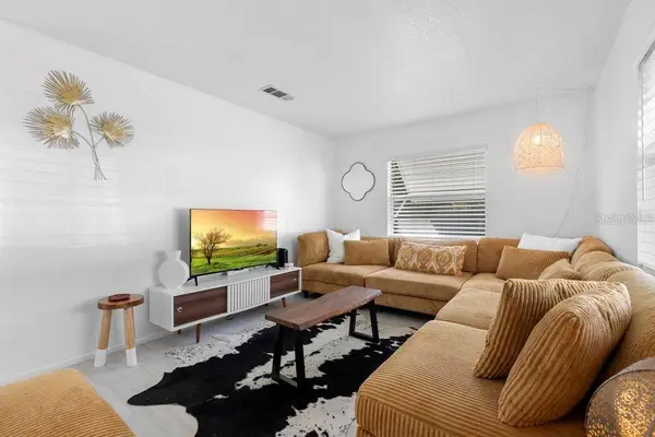 708 WAYNE AVE, New Smyrna Beach, FL 32168