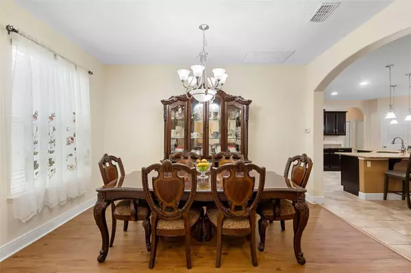 218 WELLINGTON WOODS AVE, Deland, FL 32724