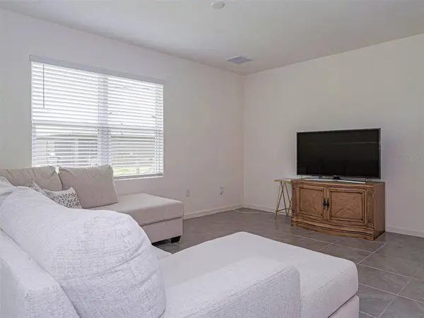 1915 GANYARD AVE SW, Palm Bay, FL 32908