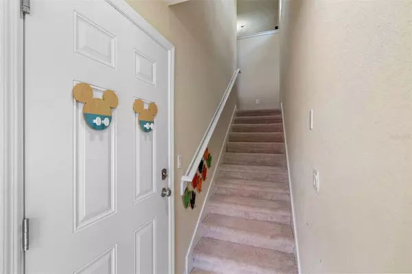 1200 BELLA ROSE CT, Davenport, FL 33896