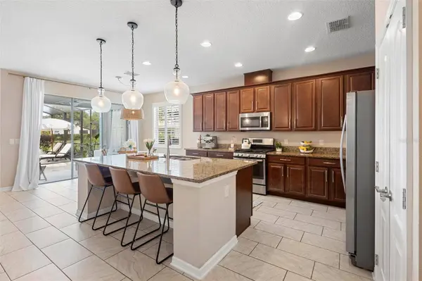 716 RIVIERA BELLA DR, Debary, FL 32713