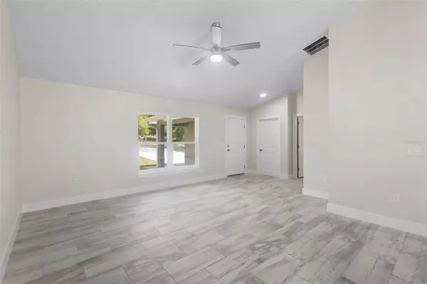 266 BUFORD AVE, Orange City, FL 32763