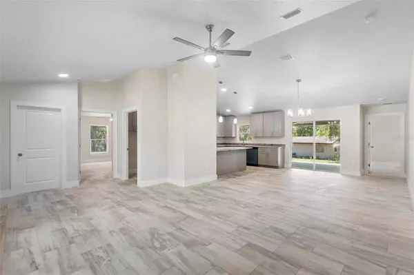 266 BUFORD AVE, Orange City, FL 32763