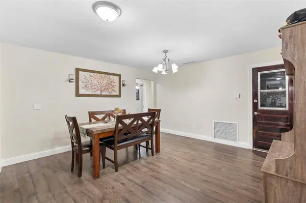 732 MOCKINGBIRD LN, Deland, FL 32720