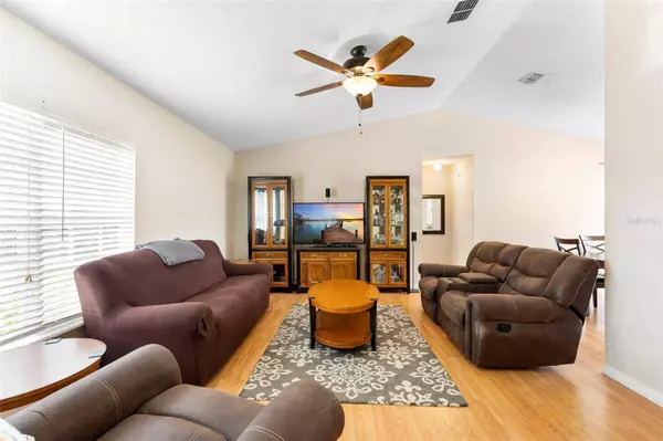 685 N FIRWOOD DR, Deltona, FL 32725