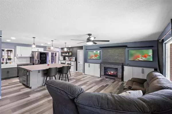 1463 AGATHA DR, Deltona, FL 32725