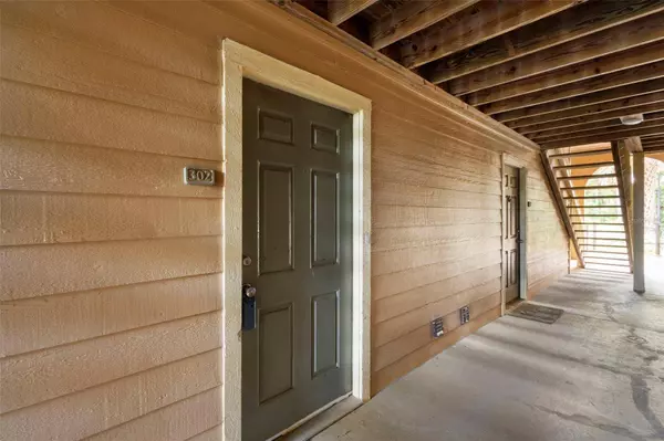 1401 S PALMETTO AVE #302, Daytona Beach, FL 32114