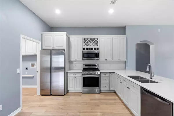 709 MOUNTAIN ASH WAY, Deltona, FL 32725