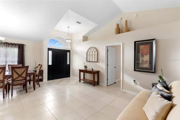 1669 FRUITLAND DR, Deltona, FL 32725