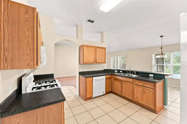 614 RED MULBERRY DR, Deltona, FL 32725