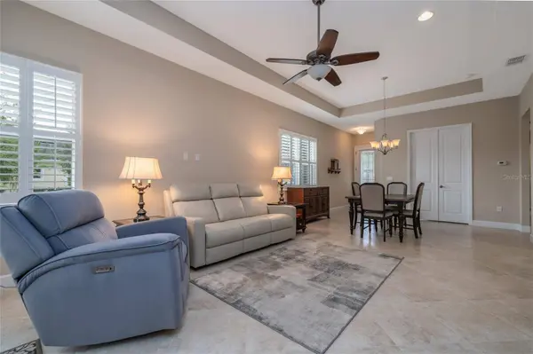 1675 VICTORIA GARDENS DR, Deland, FL 32724