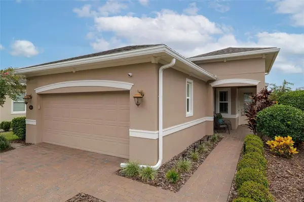 1675 VICTORIA GARDENS DR, Deland, FL 32724