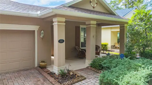 1594 LINCOLNSHIRE DR, Deland, FL 32724