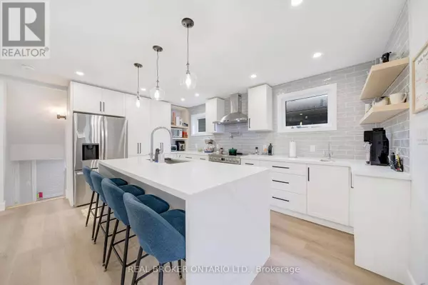 579 CHAMBERLAIN ROAD, Burlington (shoreacres), ON L7L2V2