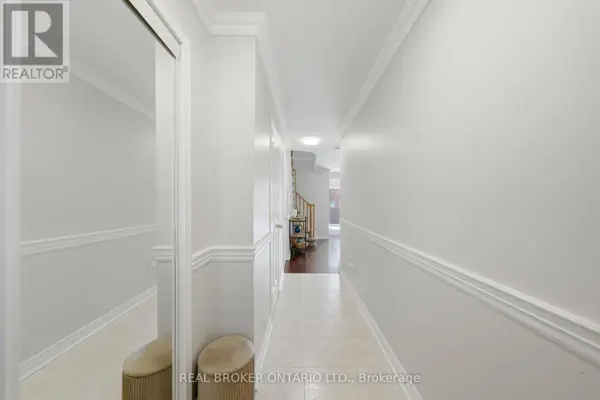 1860 CREEK WAY, Burlington (uptown), ON L7L6P9
