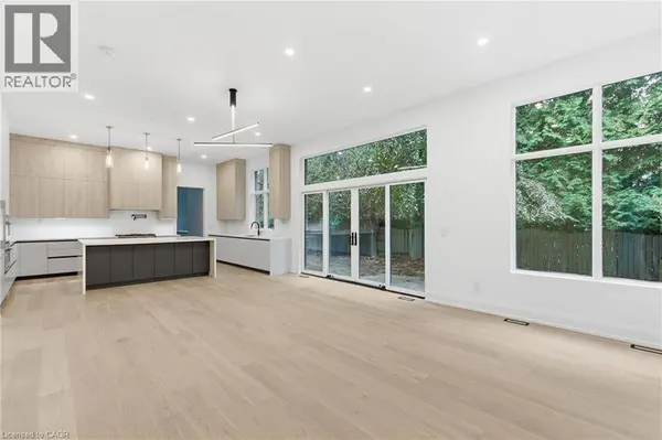 135 SECORD Lane, Burlington, ON L7L2H6