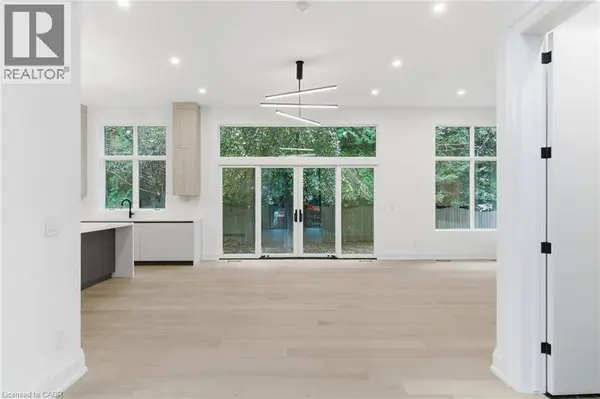 135 SECORD Lane, Burlington, ON L7L2H6