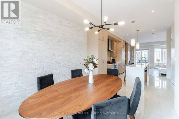 467 NAUTICAL BOULEVARD, Oakville (br Bronte), ON L6L0E8