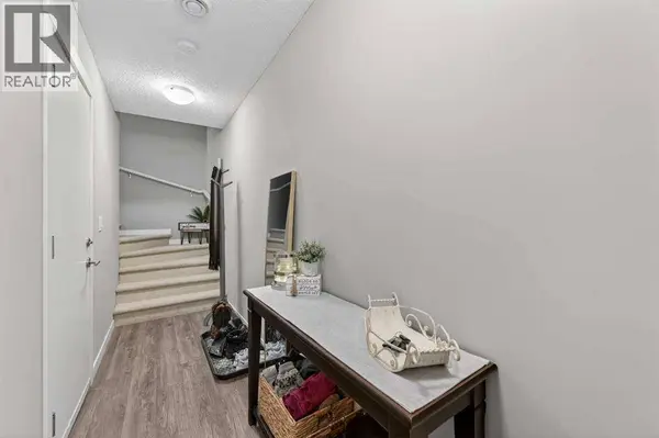 905, 428 Nolan Hill Drive NW, Calgary, AB T3R0V4