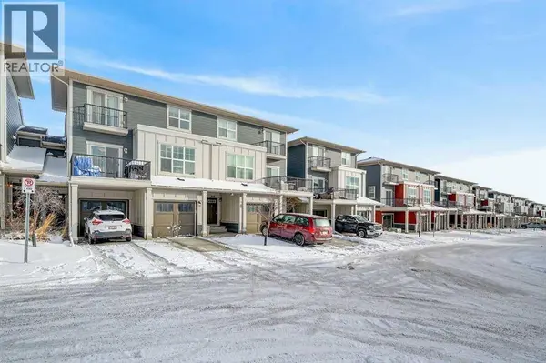905, 428 Nolan Hill Drive NW, Calgary, AB T3R0V4