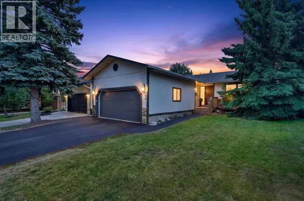 756 Strathcona Drive SW