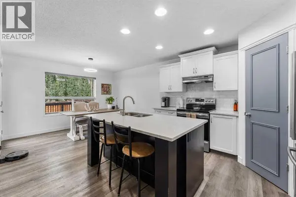 438 Auburn Bay Heights SE, Calgary, AB T3M0A9