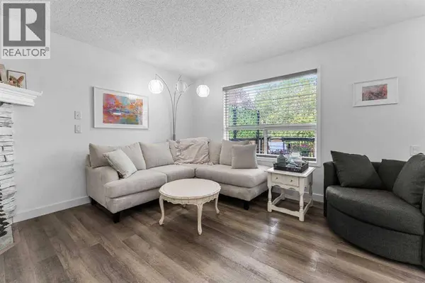438 Auburn Bay Heights SE, Calgary, AB T3M0A9