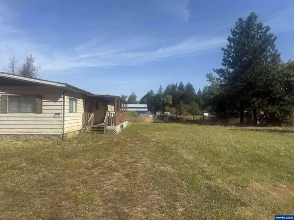 40115 Mountain Home Dr, Sweet Home, OR 97386