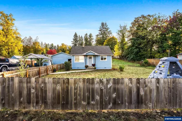 1306 Clarkmill Rd, Sweet Home, OR 97386