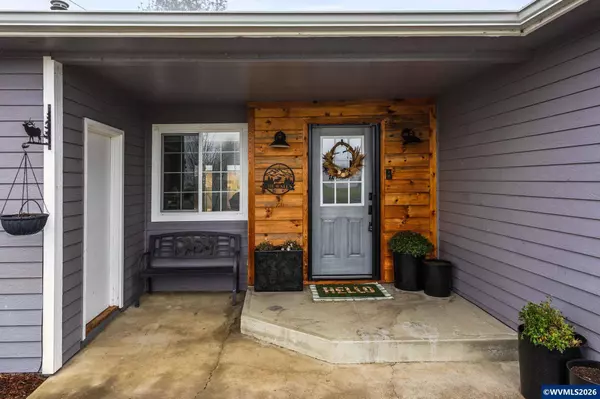 32900 Old Church Rd, Tangent, OR 97389